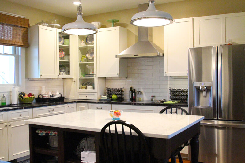 Kitchen 2.jpg